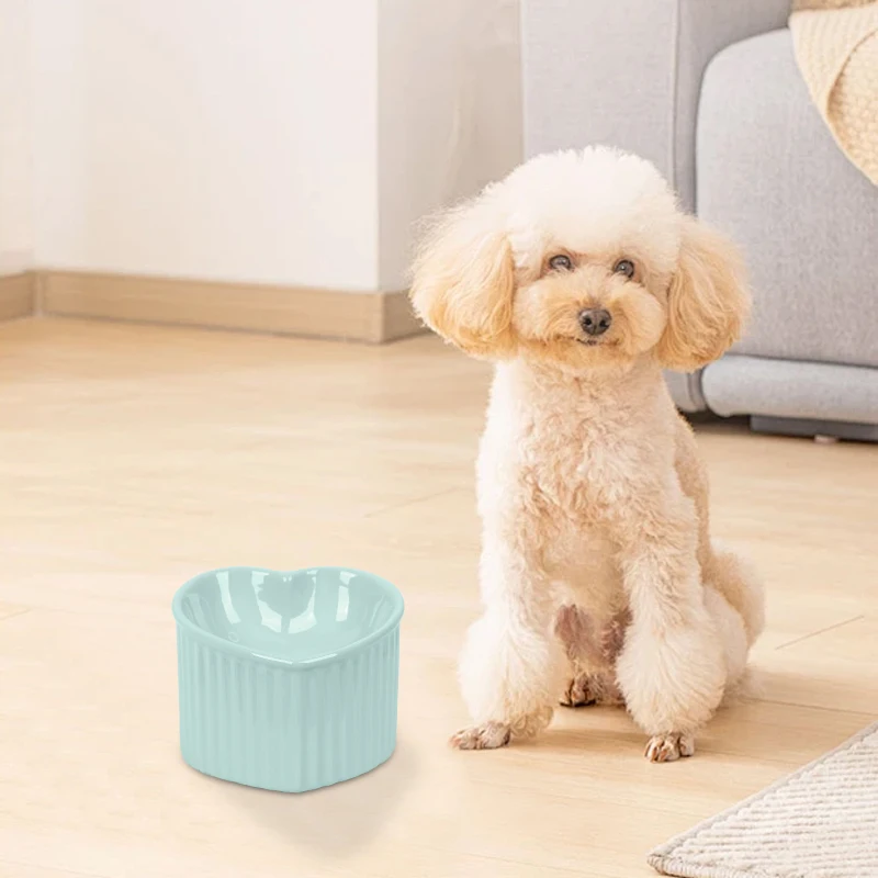 Cuenco elevado inclinado de cerámica para gatos, forma de corazón, antideslizante, lindo, gatito, perros pequeños, ancho funcional, alimentador para mascotas hecho a mano, 14cm - imagen 4