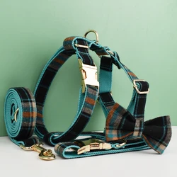Conjunto de correa y arnés de lujo para perros con logotipo