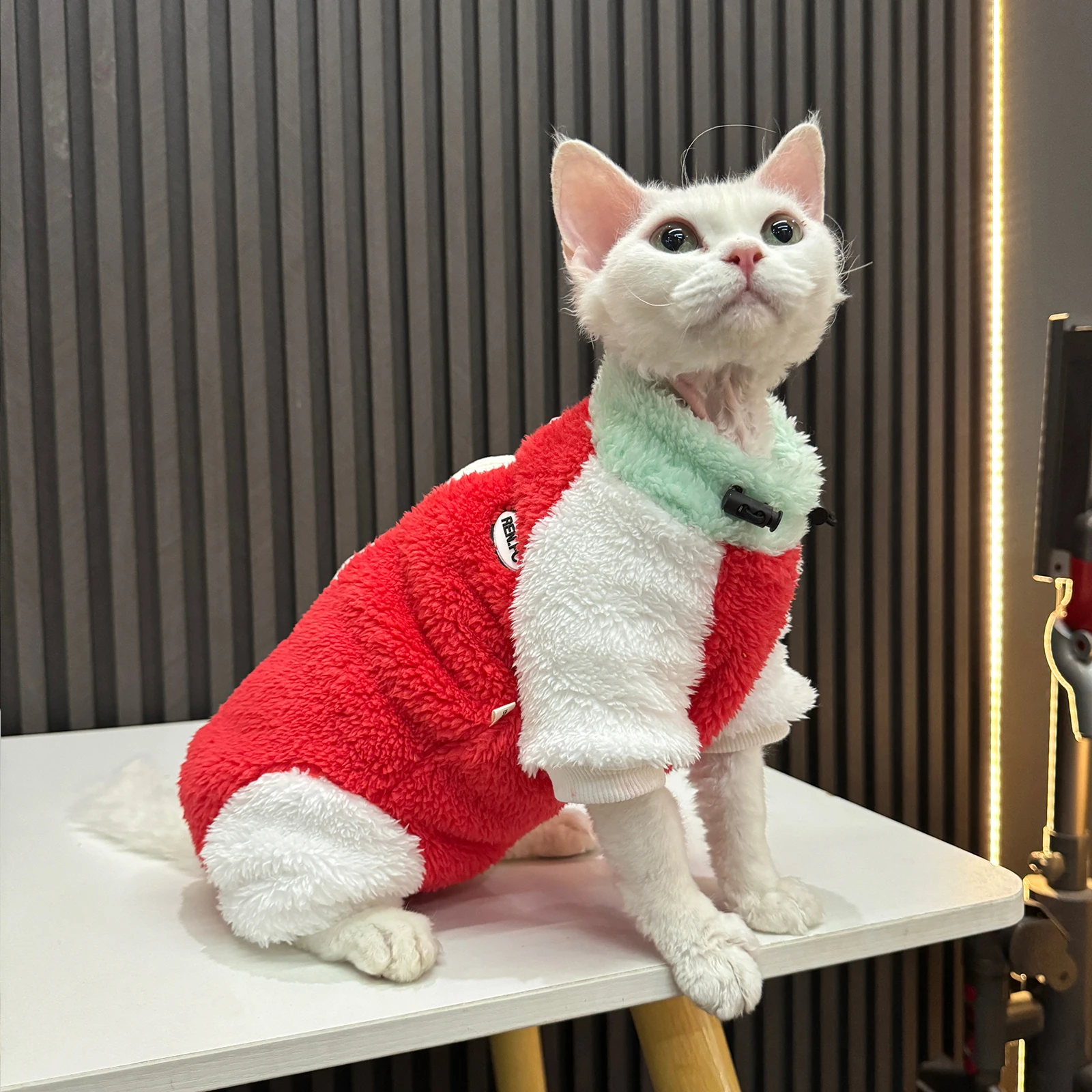 Suéter rojo de lujo para gato Sphynx, forro polar de cordero cálido, abrigo grueso de manga larga para Devon Rex, pijamas suaves y cálidos para gatos - imagen 4