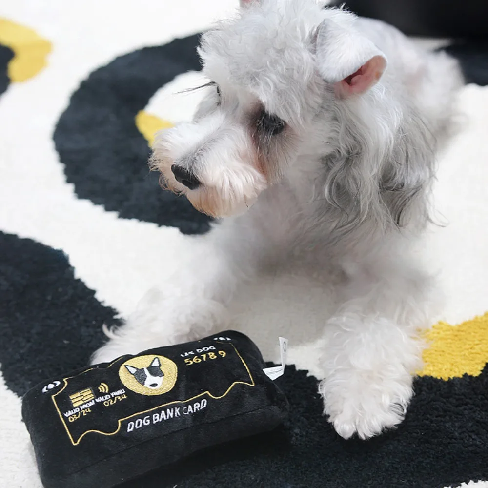 Juguetes de peluche para mascotas, en comparación con osos, con perros y gatos pequeños, con vocalizaciones