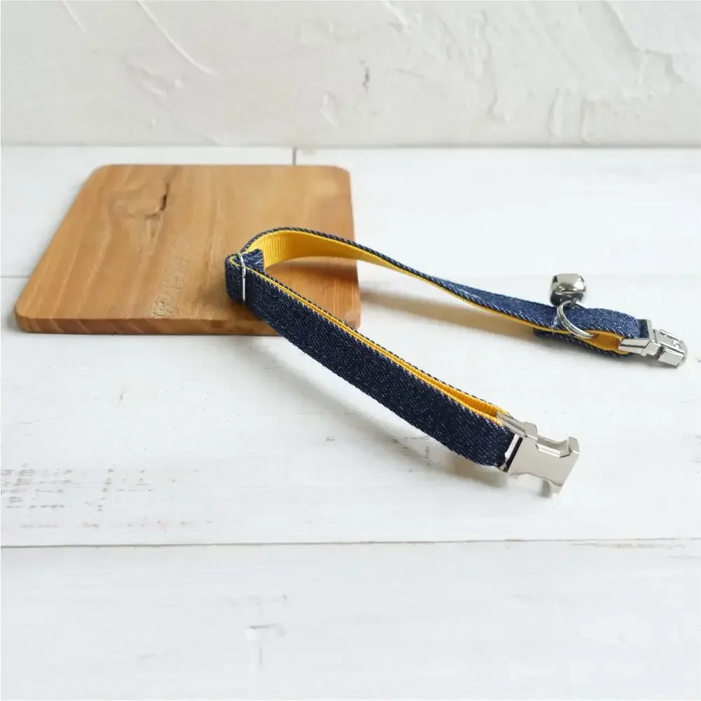 Collar de gato personalizado, contactos de nombre de identificación personalizados, hebilla de metal, collares de gato de fibra de mezclilla amarilla ajustables con campana - imagen 3