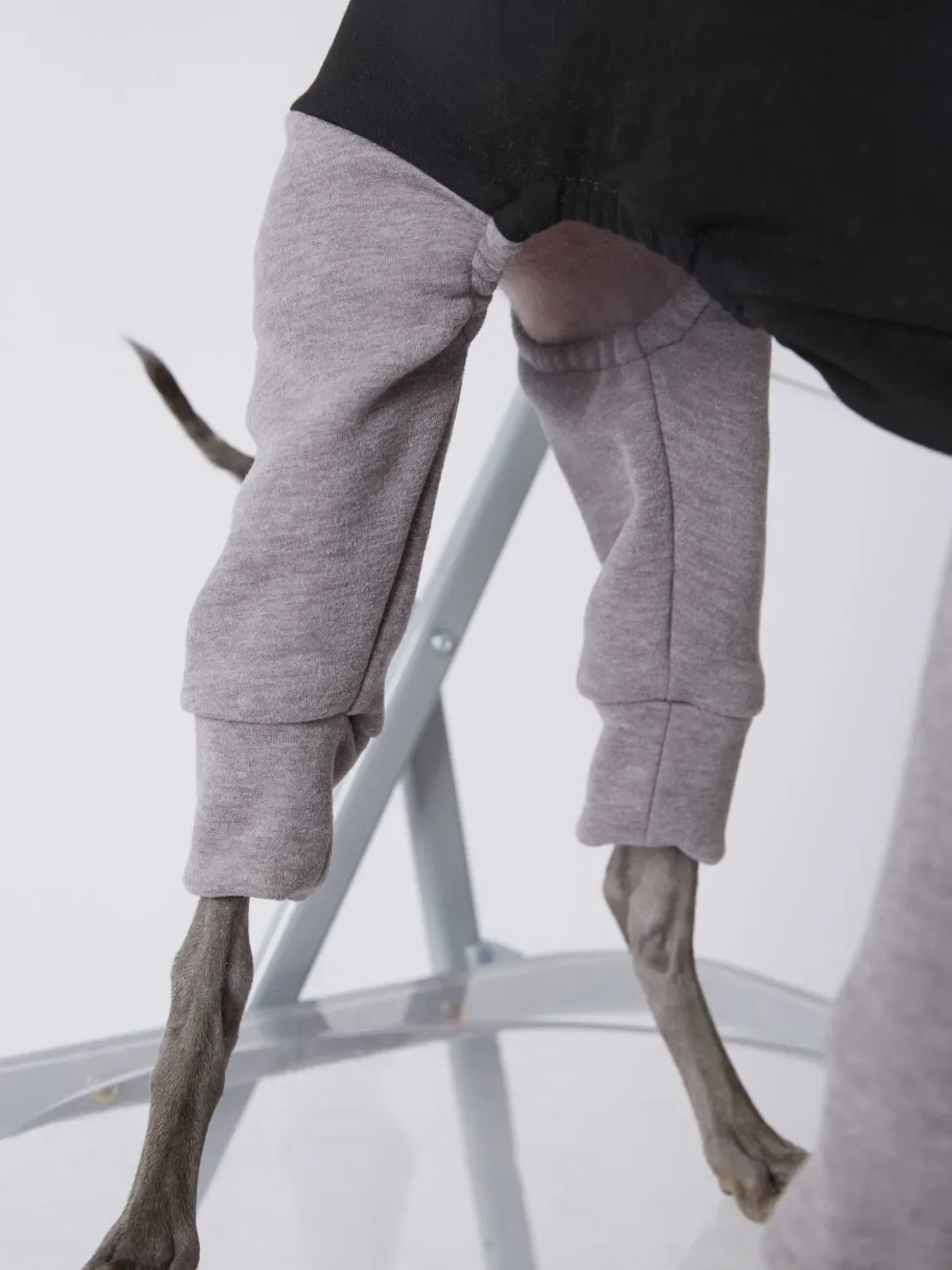 Sudadera gruesa y cálida de lana para perros medianos y grandes en invierno, abrigo gris suave de 4 patas para galgos, mono de cuello alto para Whippet - imagen 5