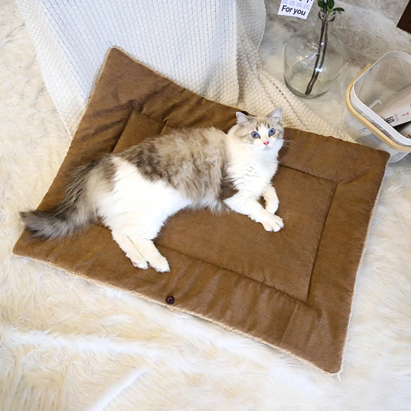 Cama gruesa y cálida para gatos, estera plegable multifuncional para mascotas, perros pequeños, cama para gatitos de interior, estera para dormir para gatos, suministros para mascotas - imagen 4