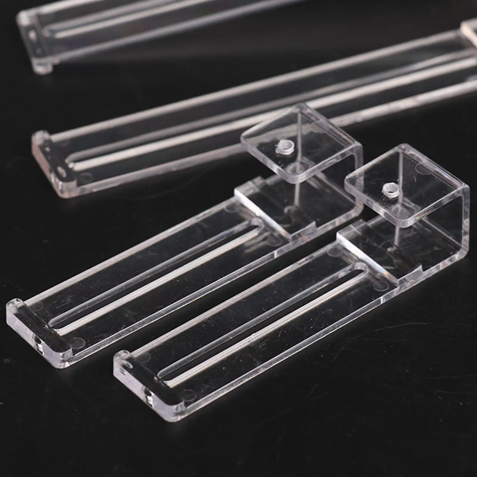 2Pcs Fish Breeding Box Hook Aquarium Isolation Box Hook for Baby Fishes 2Pcs Fish Breeding Box Hook Aquarium Isolation Box Hook for Baby Fishes