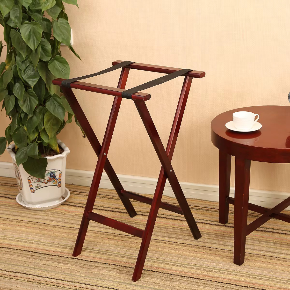 Soporte plegable de madera para maletas y organizador para gatos y perros - imagen 2