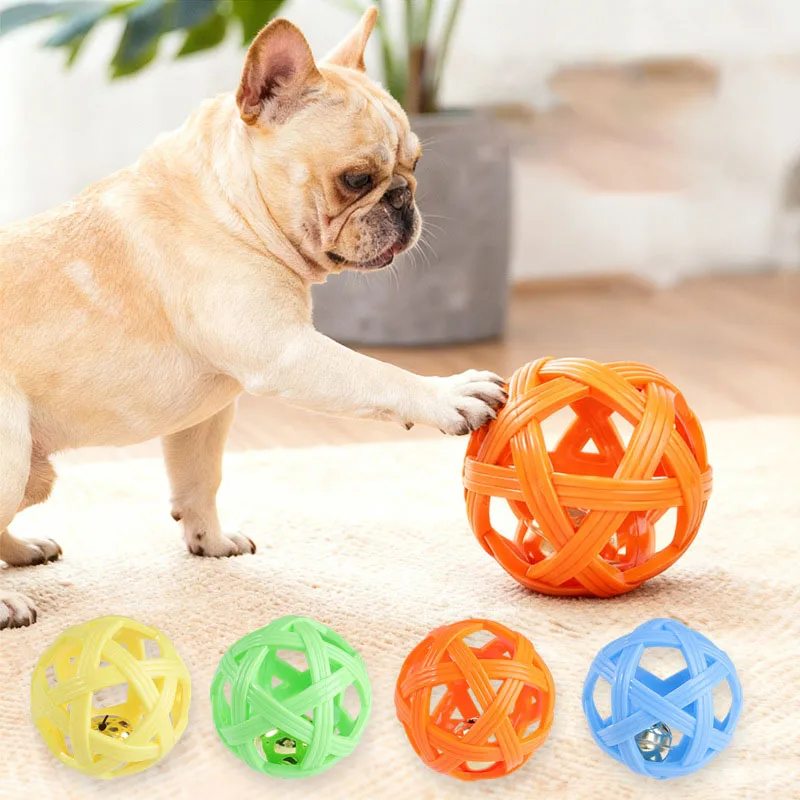 Juguete pelota con campana para gatos – Estimulación y entretenimiento - imagen 5
