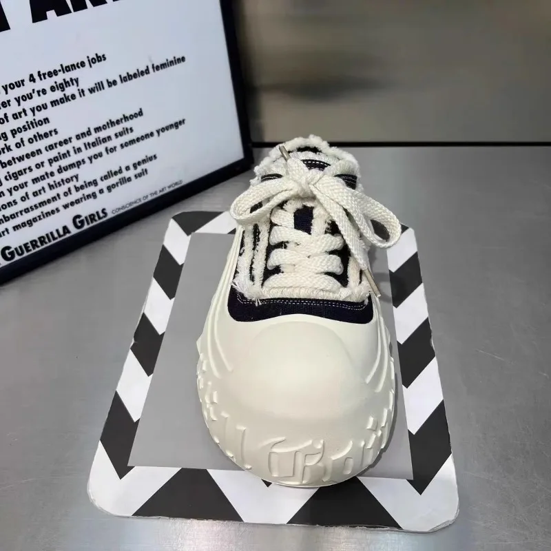 Zapatos deportivos informales de lona para mujer, zapatillas de tacón alto con parte inferior gruesa, ropa para exteriores, Sandalias planas de estilo coreano con suela de goma