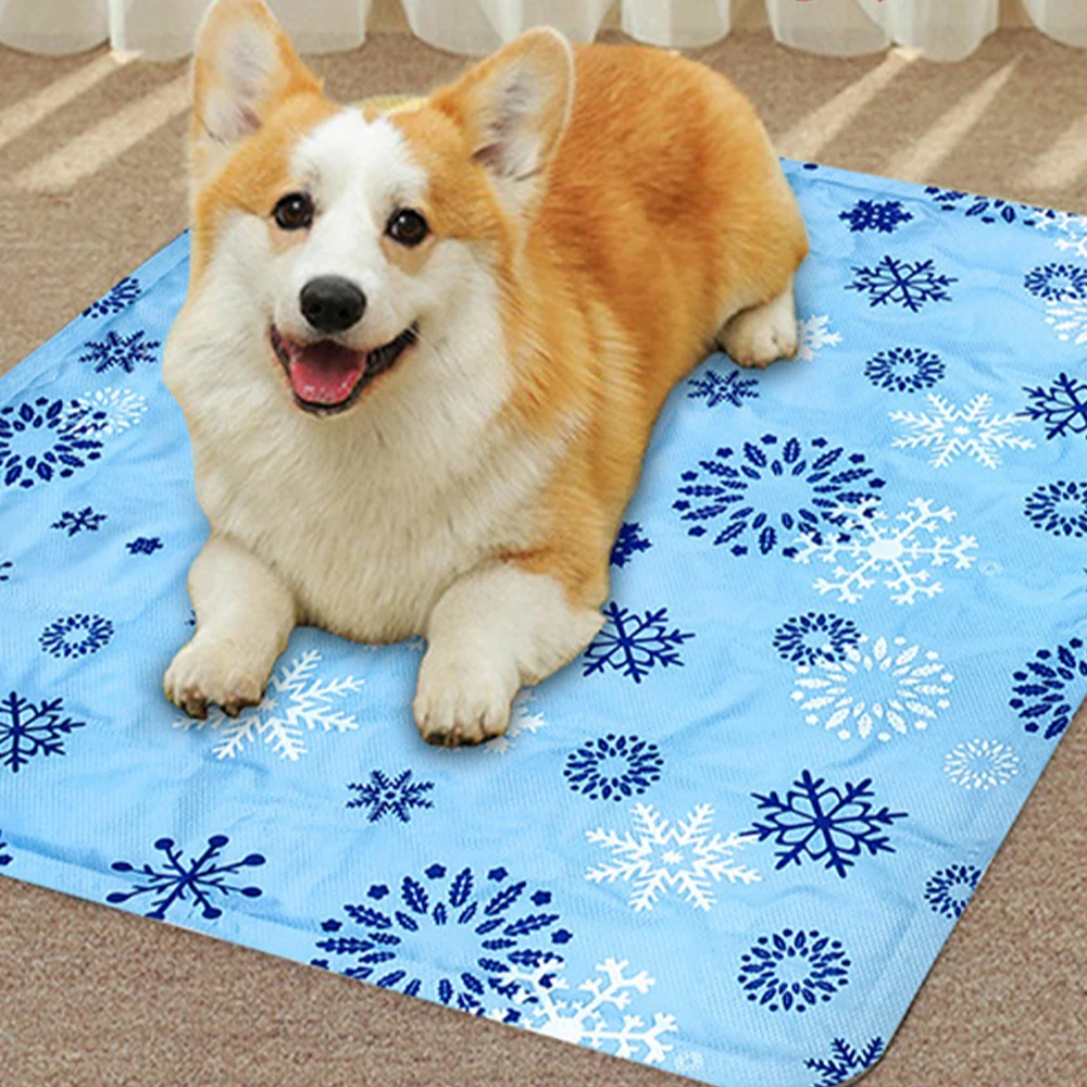 Almohadilla refrescante de Gel para perros y gatos, estera de hielo suave para verano, almohadilla refrescante instantánea para mascotas con fondo antideslizante, almohadilla para dormir para perros/gatos - imagen 2