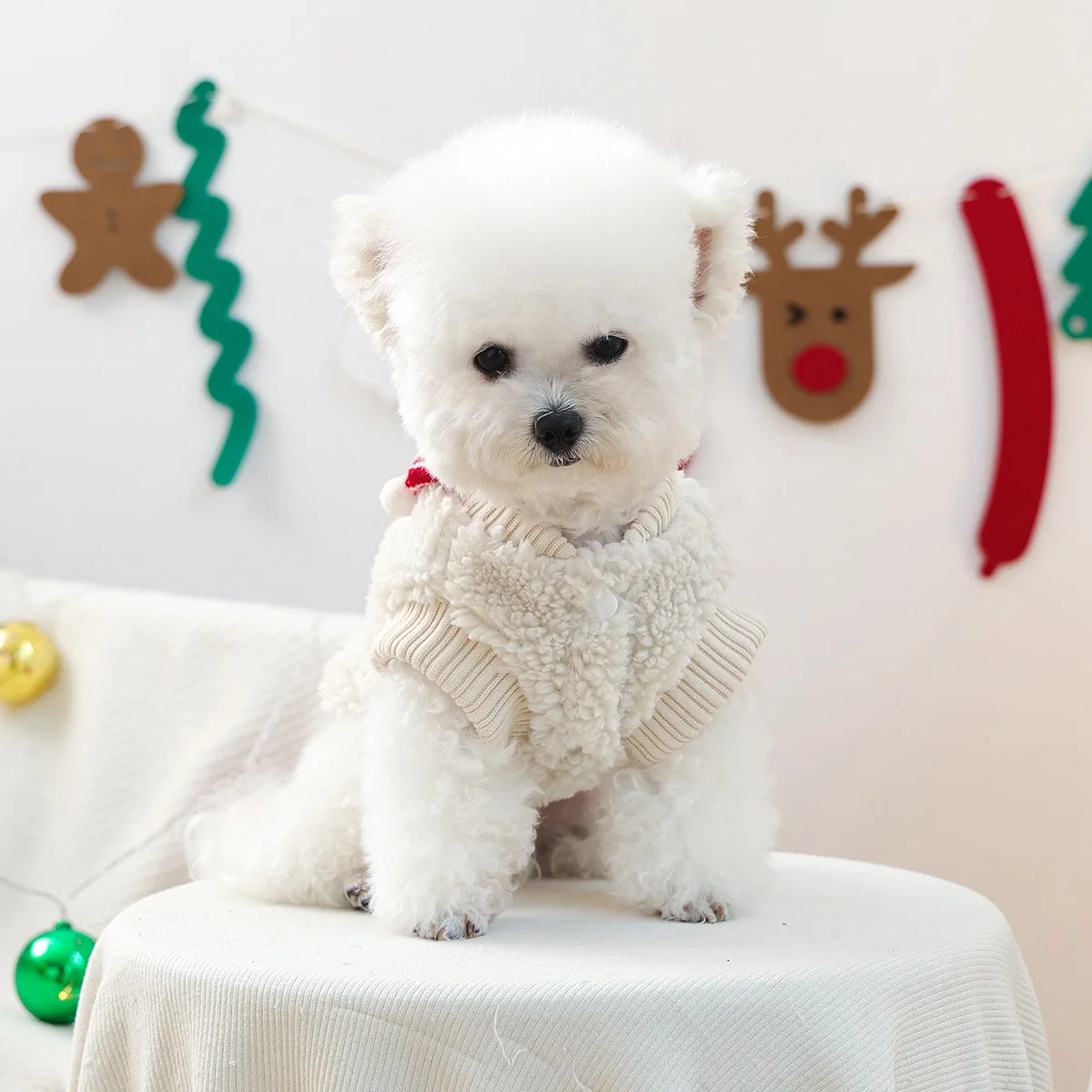 Sudadera con capucha de felpa para Festival de otoño/invierno para mascotas, abrigo informal de cuello alto con bonito gatito, ropa navideña de terciopelo para perros pequeños - imagen 4