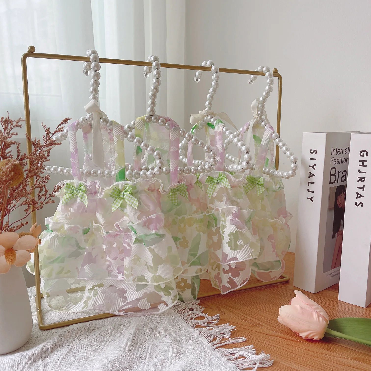 Vestido camisola fresco de primavera para mascotas, vestido de malla con flores, ropa para perros y gatos, vestidos para perros pequeños, ropa para cachorros - imagen 3