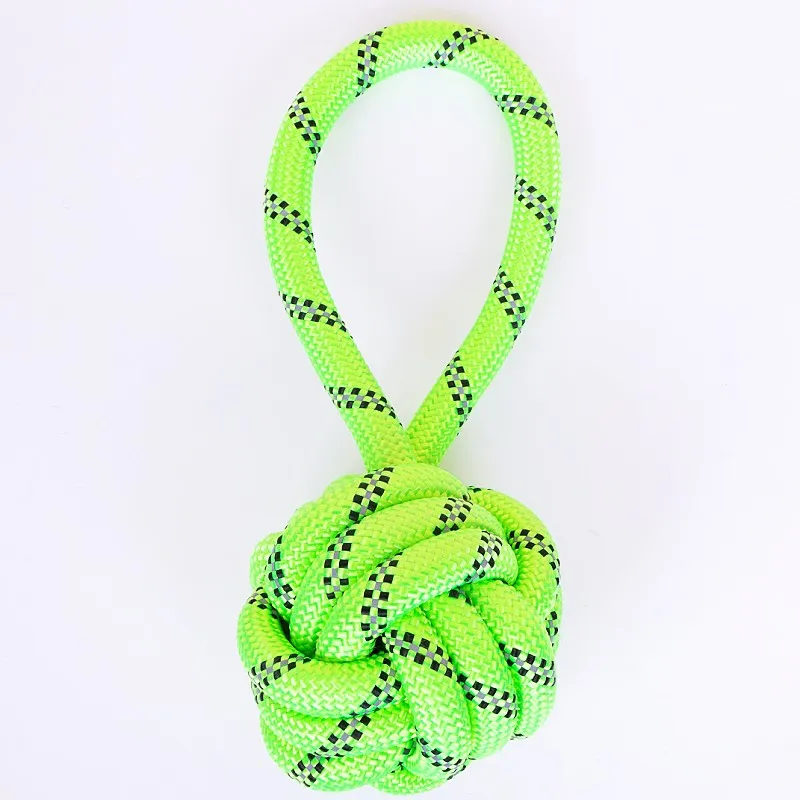 Una cuerda verde con un nudo