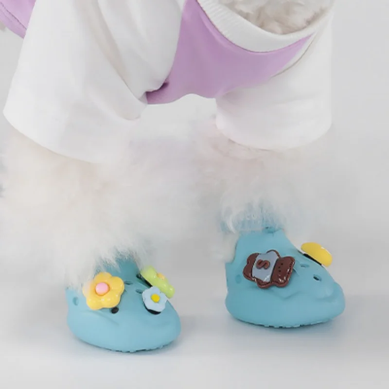 Zapatos de zuecos para mascotas, sandalias de verano para perros, zapatos transpirables duraderos para perros, zapatos impermeables para la lluvia para mascotas, zapatos de zuecos para perros y gatos