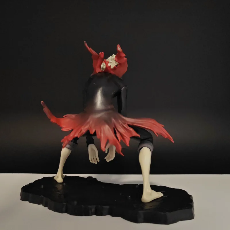 Figura decorativa Momo Takakura Dandadan – PVC para escritorio - imagen 4