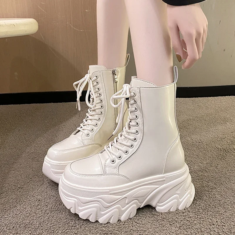 Botas de plataforma superalta Punk para mujer, Botines de tacón grueso con cordones, color blanco y negro - imagen 2