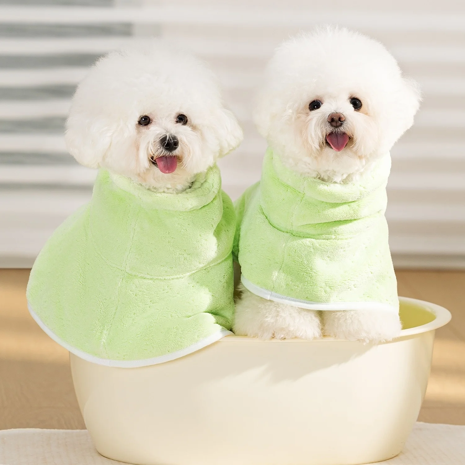 Albornoz para mascotas, bonito abrigo de secado para perros, pijamas suaves de secado rápido para gatos y perros, Toalla de baño absorbente para mascotas, suministros de baño para perros