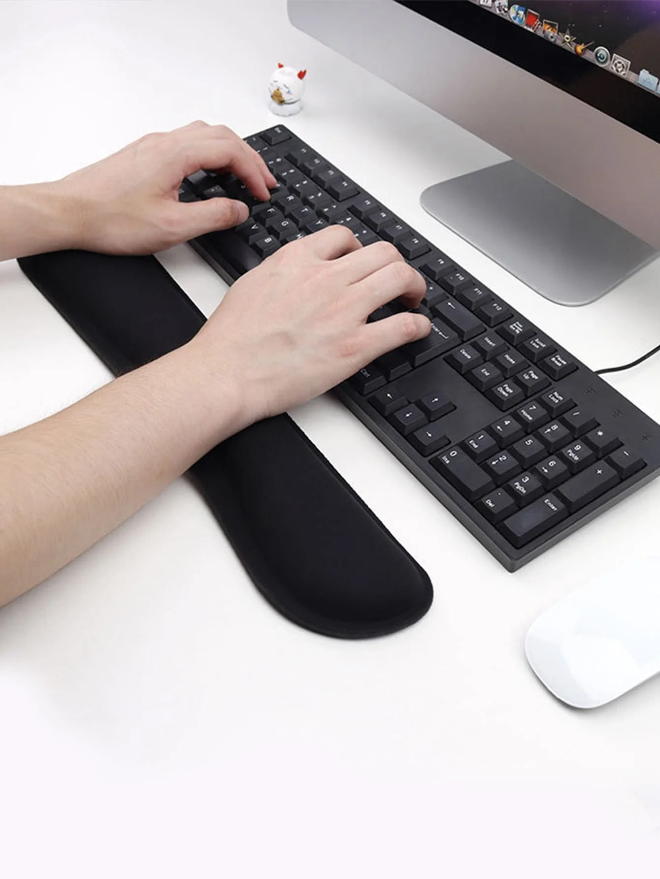 Reposamuñecas de espuma viscoelástica con Base de goma, almohadilla de muñeca ergonómica 3D para teclado de oficina, ordenador portátil, escritura, alivio del dolor, 1 ud.