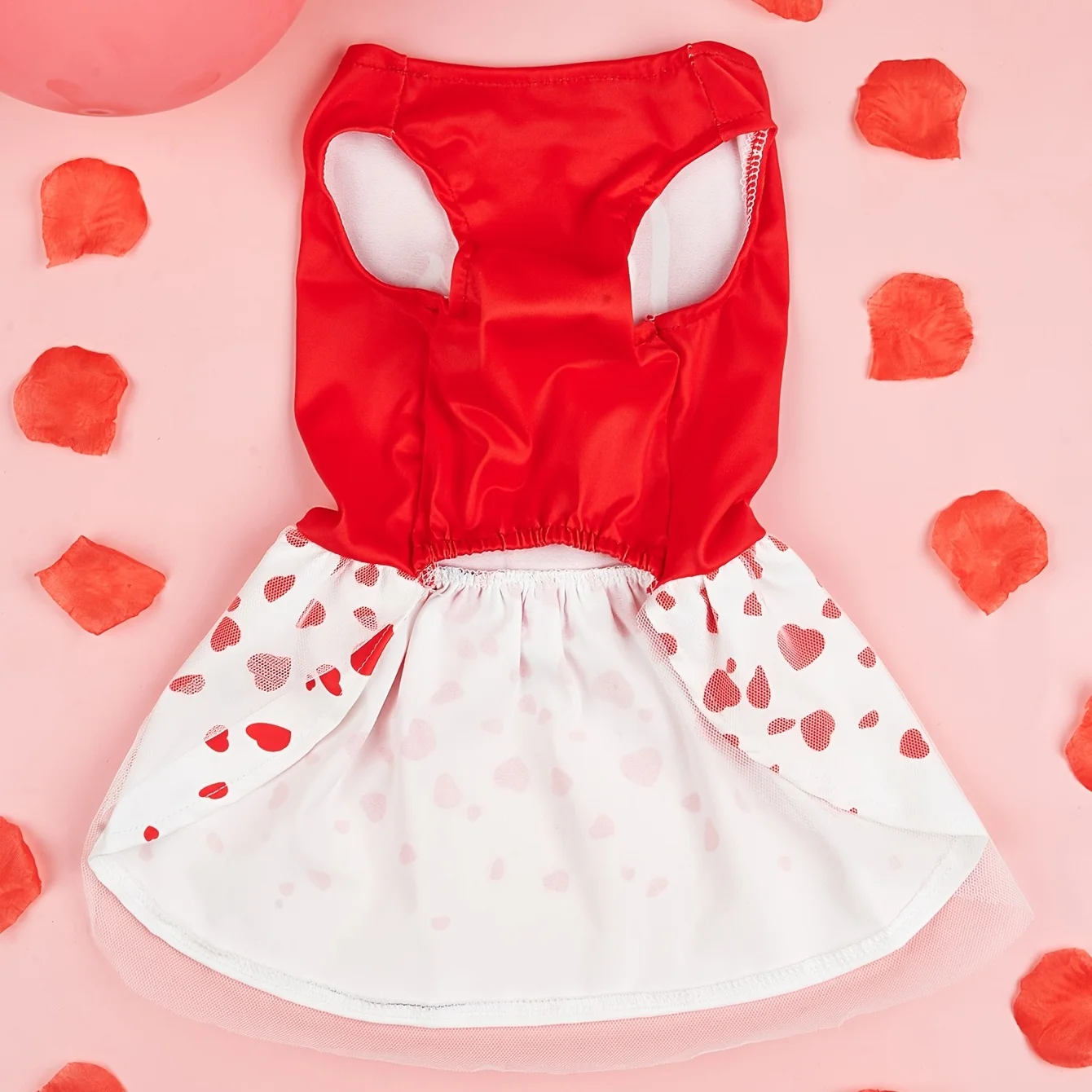 Vestido para mascotas del Día de San Valentín, Top rojo “Loads of Love”, linda falda para cachorro con estampado de corazones, ropa para perros atada con lazo - imagen 2