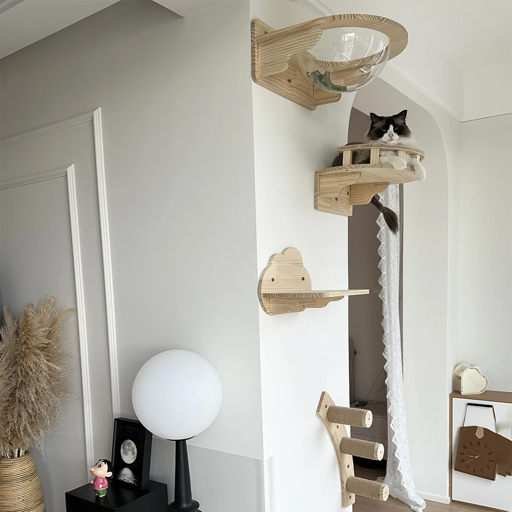 Plataforma de salto para gatos montada en la pared con nubes de fieltro, escalera cilíndrica segmentada curvada para gatos montada en la pared de madera maciza para gatos