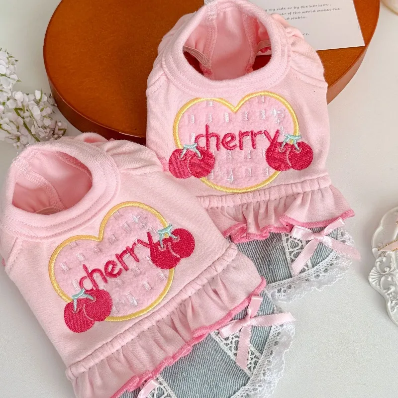 Vestido princesa con encaje para perros pequeños – Color cereza - imagen 3