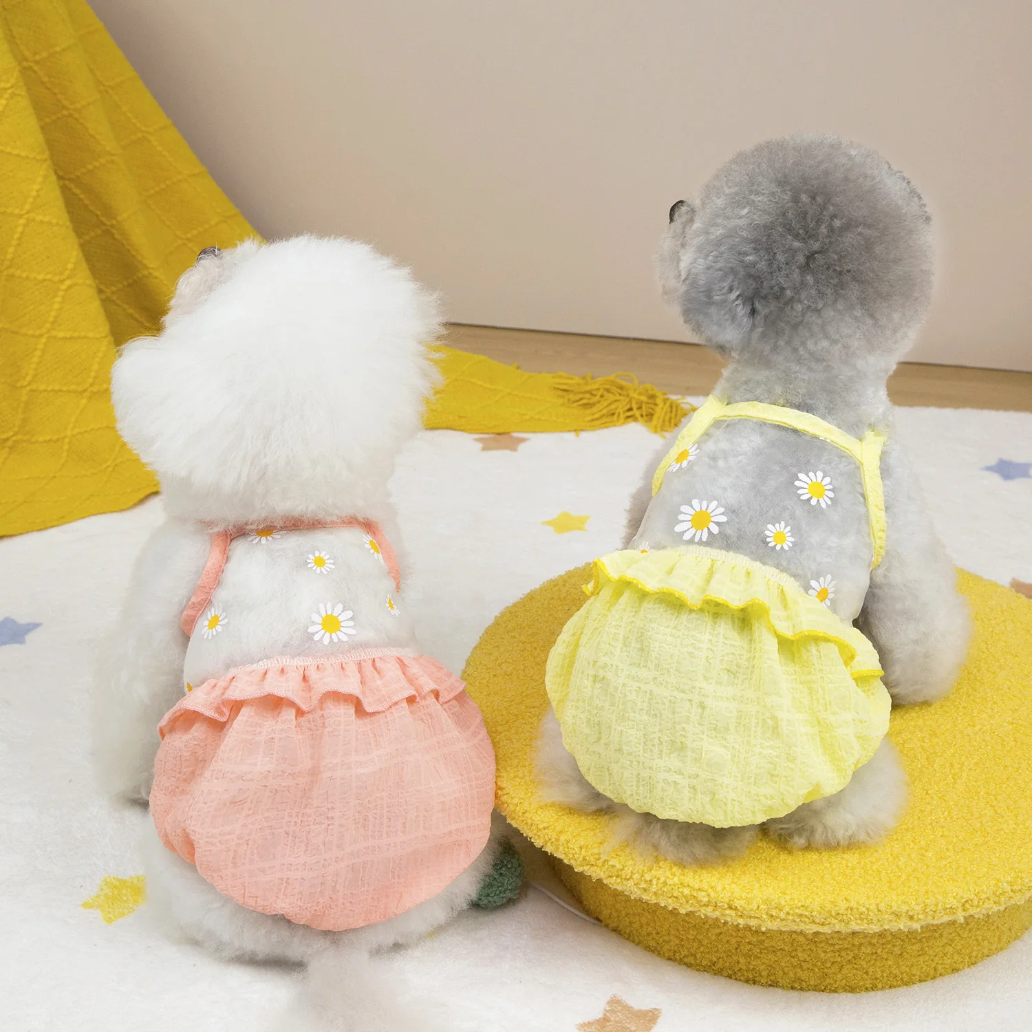 Chaleco de malla con flores bordadas para mascotas, ropa para gatos, falda con farol fresco para perros pequeños, ropa para cachorros, ropa para perros