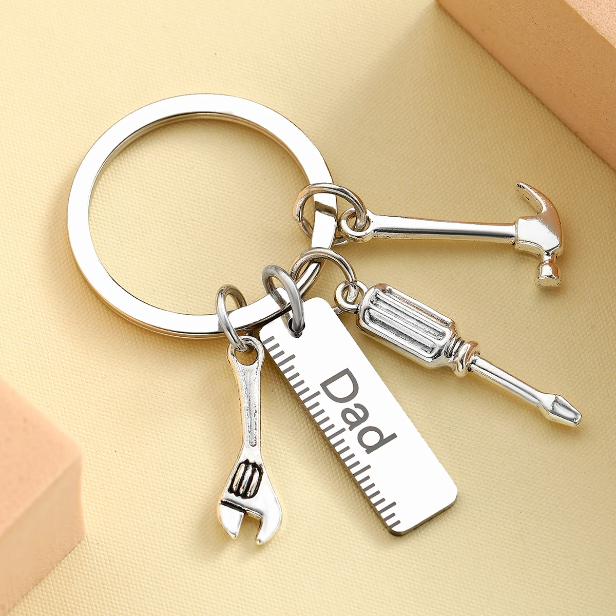 Llavero Mini Juego de Herramientas, Papá, Destornillador con Regla, Martillo, Llave, Destornillador Regalo de Cumpleaños, Regalo del Día del Padre - imagen 4