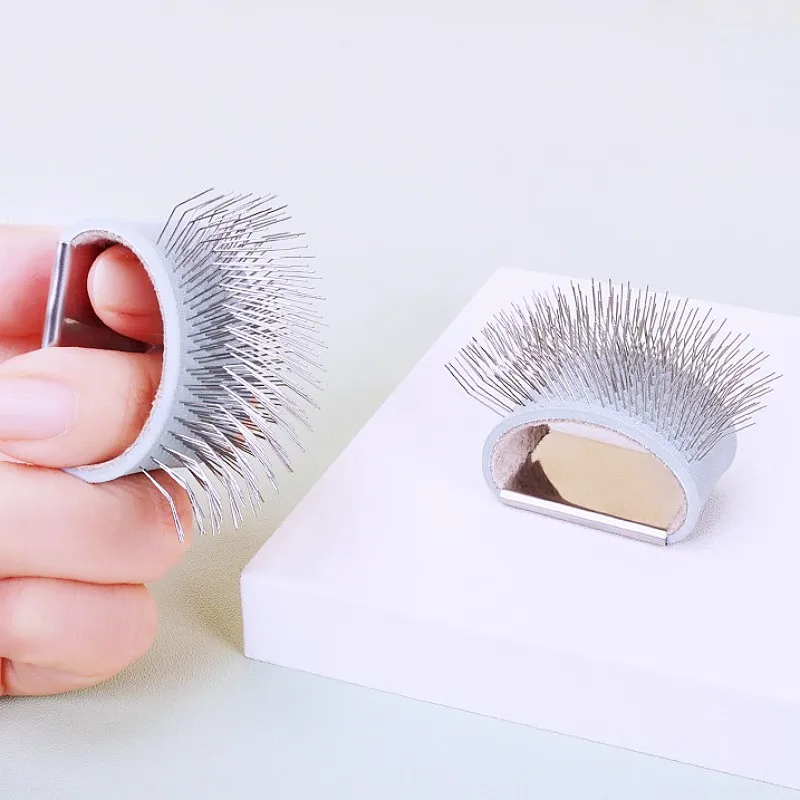 Peine para perros, peine para dedos para perros, Mini cepillo para ojos de mascotas, limpieza del vello facial, removedor de pelo para mascotas, peines portátiles para dedos, cepillo de aseo para perros - imagen 2