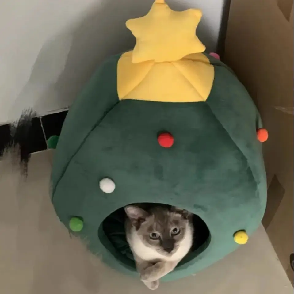 Árbol de Navidad, cama para gatos, casa, nido suave y cálido para mascotas, perro pequeño, cachorro, forma de cueva, regalo de temporada navideña, alfombra de felpa cómoda para interiores - imagen 3