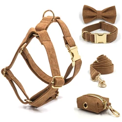 Set de paseo perros: arnés, correa, collar y bolsa excretas