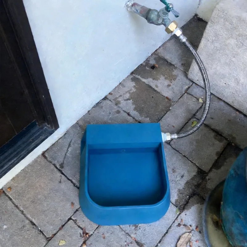 Fuente de agua automática para gatos, perros y conejos - imagen 5