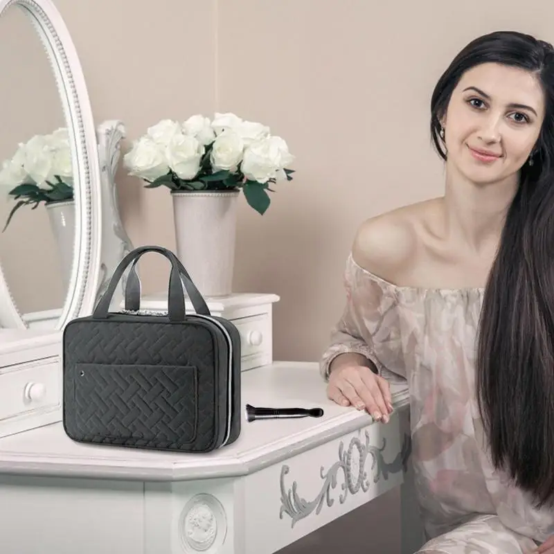 Bolsa de cosméticos de viaje, estuche de maquillaje de gran capacidad con asa portátil para artículos de tocador para el cuidado de la piel y champú - imagen 5