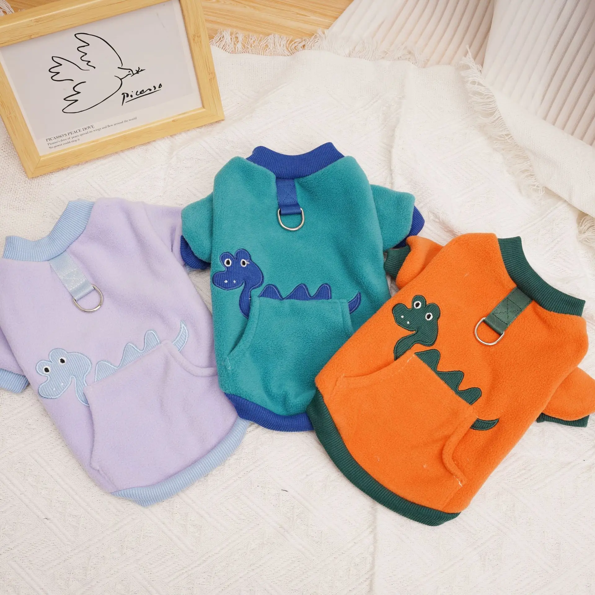 Ropa cálida de algodón para perro y gato, chaqueta de serpiente a la moda, Bichon Teddy, ropa gruesa, suministros para mascotas, accesorios para Otoño e Invierno - imagen 2