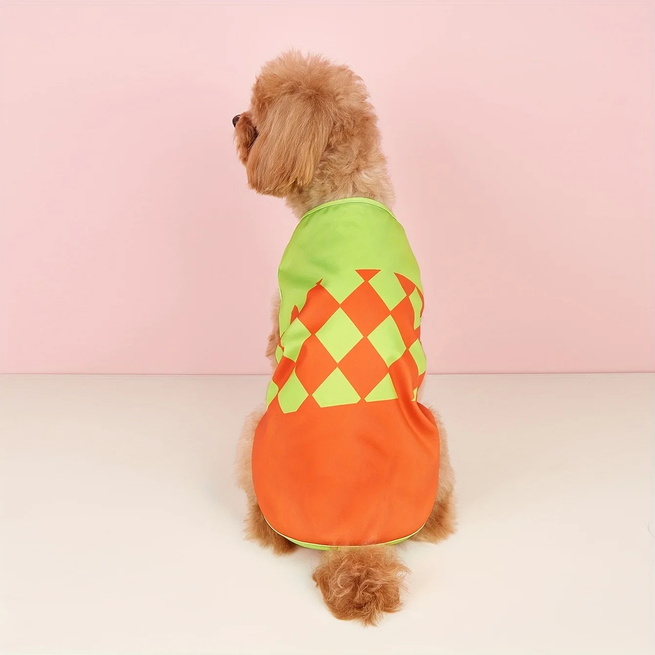 Color - Chaleco para mascotas en bloque, ropa para perros/gatos con estampado de diamantes en negro, blanco y verde y naranja, Top sin mangas transpirable para mascotas pequeñas de verano - imagen 4