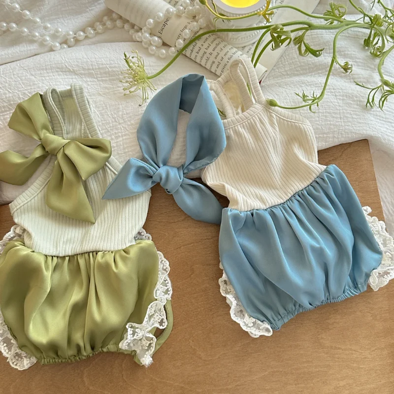 Ropa de encaje para mascotas, mono de seda, camiseta sin mangas dividida con lazo, media falda de encaje de burbujas, vestidos finos de verano para perros pequeños - imagen 3