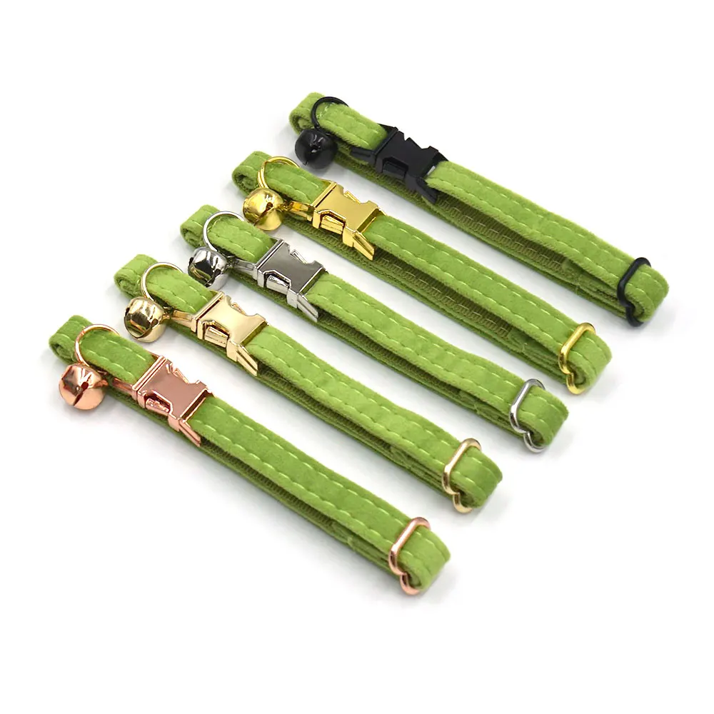 Collar de terciopelo grueso verde Matcha para gatos, Collar de gato con nombre personalizado y Bukcles de Metal, Collar ajustable con bonito lazo para cachorro - imagen 4