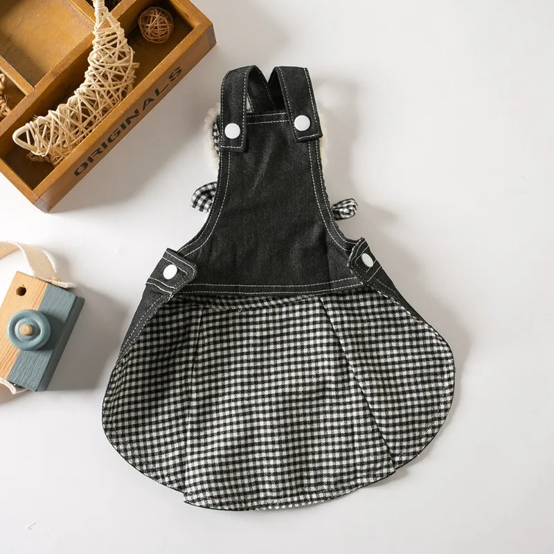 Falda vaquera de moda para perros y mascotas, falda Retro con tirantes en blanco y negro, vestidos para perros pequeños con oso desgastado, ropa para cachorros y gatos - imagen 4