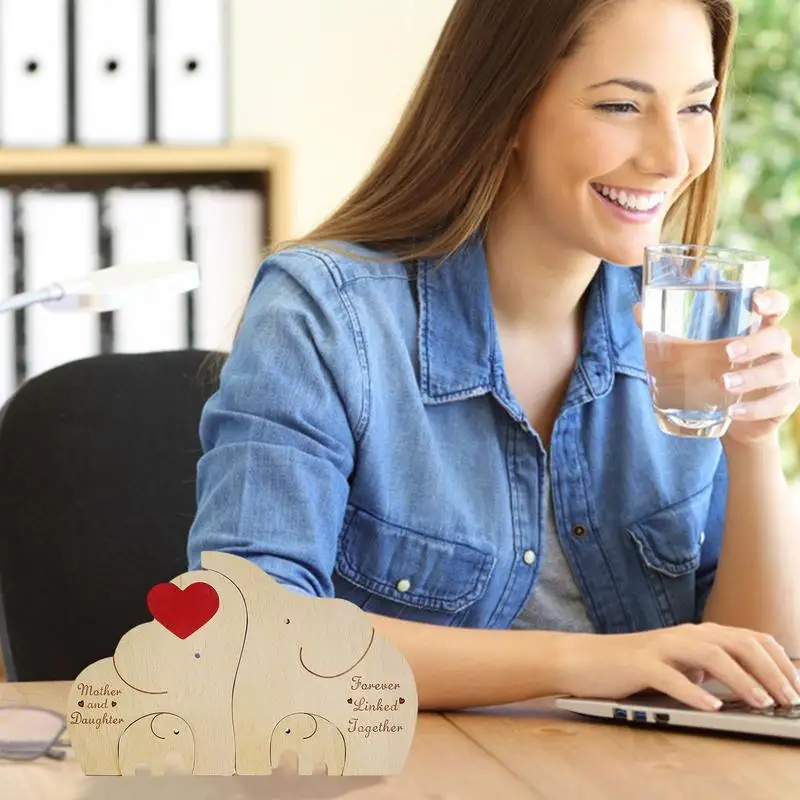 Escultura de adorno de mesa de elefante de madera, estatuilla artesanal de elefante familiar, modelo de tallado de escritorio para amantes de las mascotas, hogar - imagen 3