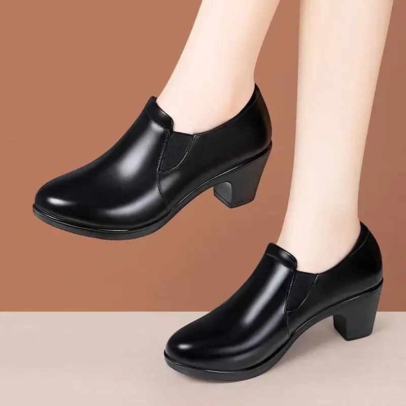Zapatos de cuero suave con peluche para perros mini – Cómodos y anchos - imagen 2