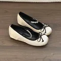 Apricot Black