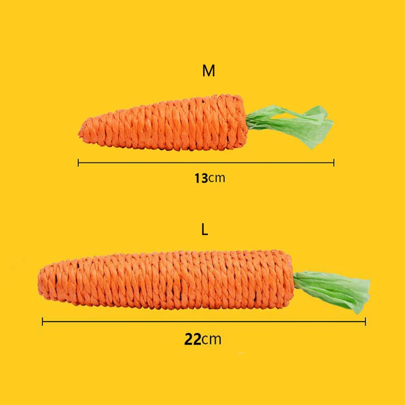 Diferentes gatos disfrutando del juguete