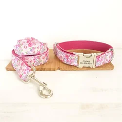Collar personalizado para perros y gatos con placa y flores rosas