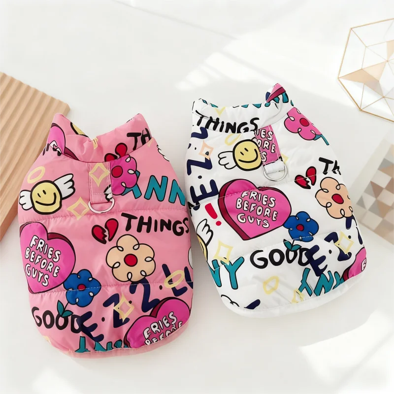 Chaqueta bonita a la moda para perros, abrigo acolchado de invierno para perros, ropa cálida y suave para cachorros, abrigo con estampado de grafiti, chaqueta de gato, disfraz para mascotas