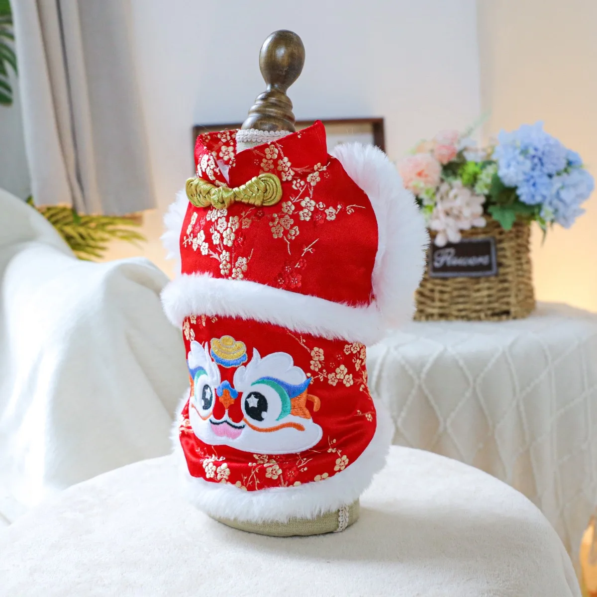 Ropa de invierno para perros chinos, danza del león Vintage, abrigos personalizados para gatos esfinge, sin mangas, Cheongsam cálido para cachorros y niñas - imagen 5