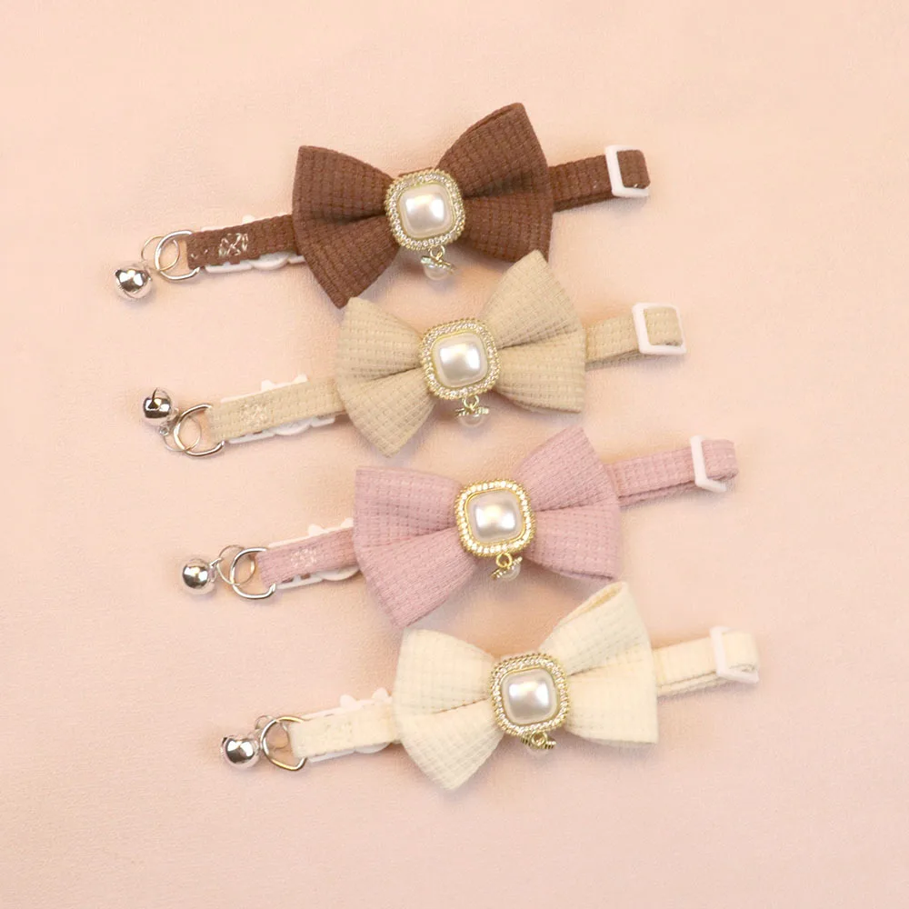 Collar con lazo, campana y perlas para gatos y perros - imagen 4