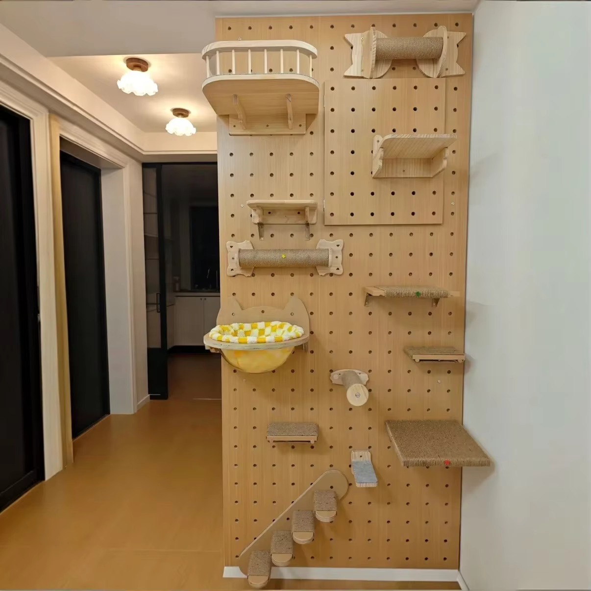 Estantes de escalada para gatos montados en pared con poste rascador - imagen 3