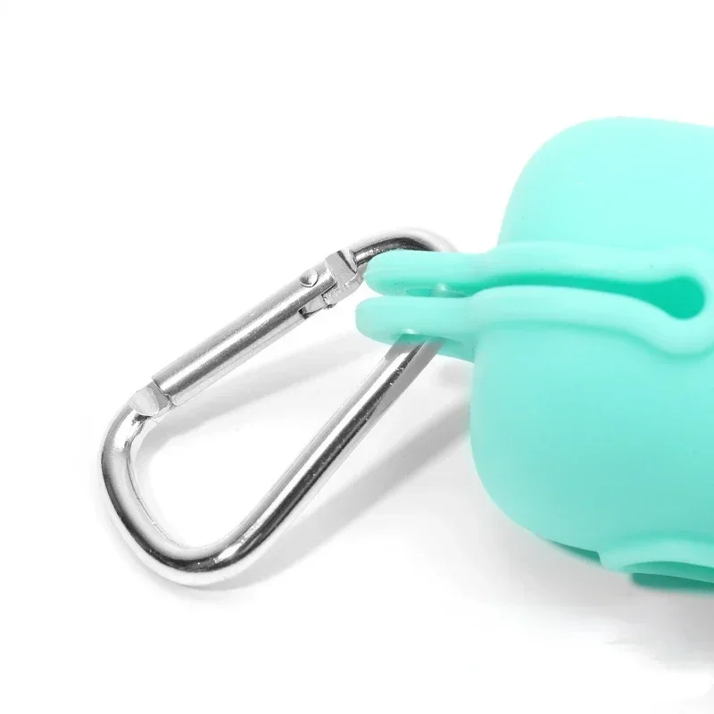 Dispensador de bolsas para excrementos de perros, soporte con mosquetón para viajes al aire libre, recogida de residuos de mascotas, accesorios de silicona, productos ecológicos - imagen 5