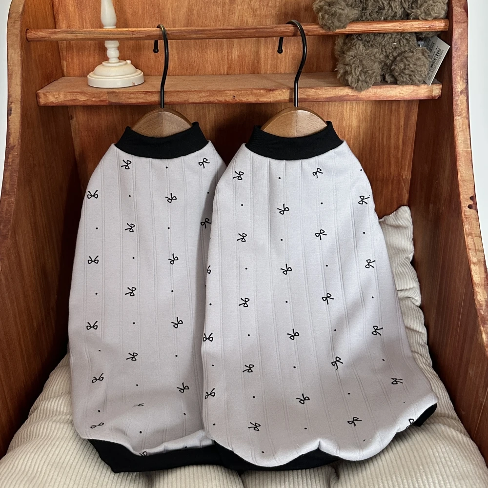 Ropa para un gato Manga corta Abrigo de algodón para Sphynx Cat Verano Camiseta con lazo gris para gatitos Perros Pijama suave y dulce para gato - imagen 3