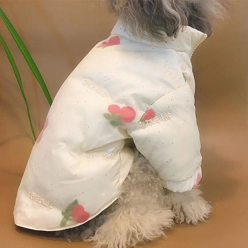 Nueva ropa de invierno para perros Ins, abrigo cálido de cereza blanca, chaqueta de algodón con cuello alto y cremallera para perros, ropa de Navidad para perros, diseño de moda - imagen 3