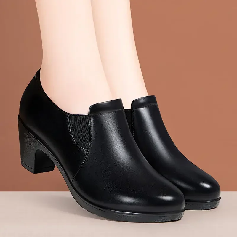 Zapatos de cuero suave con peluche para perros mini – Cómodos y anchos - imagen 3