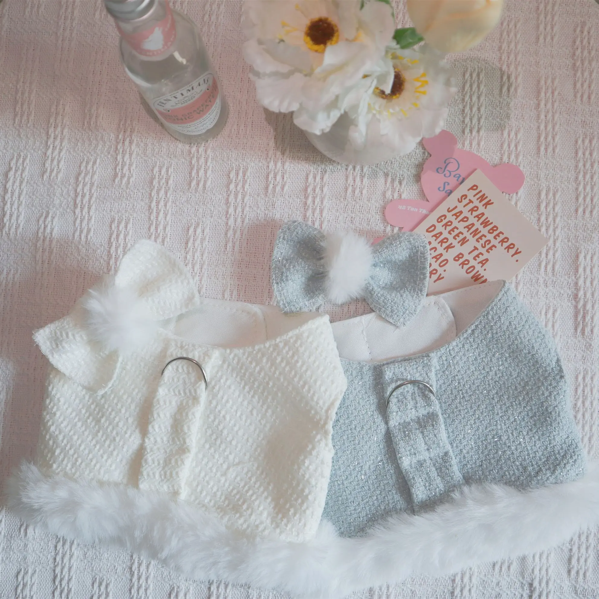 Chaleco de tracción con lazo de felpa para perro, ropa bonita, correa de pecho de lana, correa de borde de piel, Noblewoman blanco, Otoño e Invierno - imagen 5