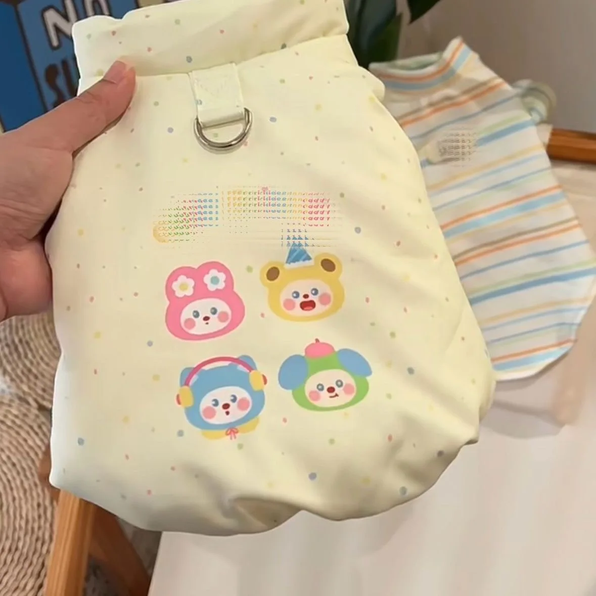 Abrigo de cuello alto para otoño e invierno para mascotas, chaleco cálido y bonito de dibujos animados para perros, Parkas para perros, ropa para gatos de peluche, ropa para cachorros pequeños